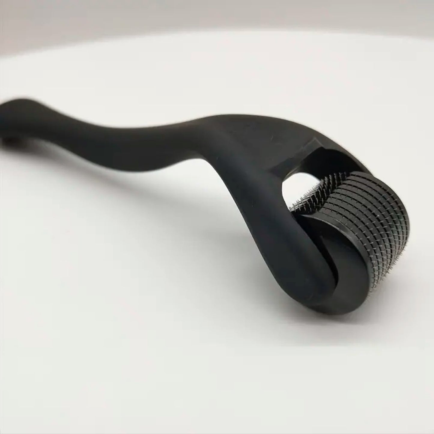The LOC 10 Premium Derma Roller